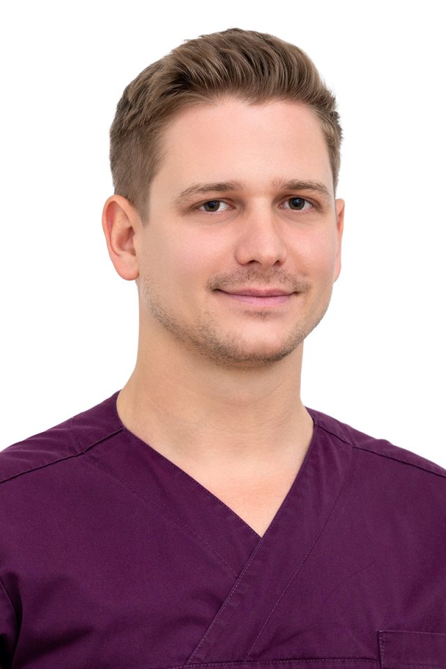 Dr. Dávid Farkas
