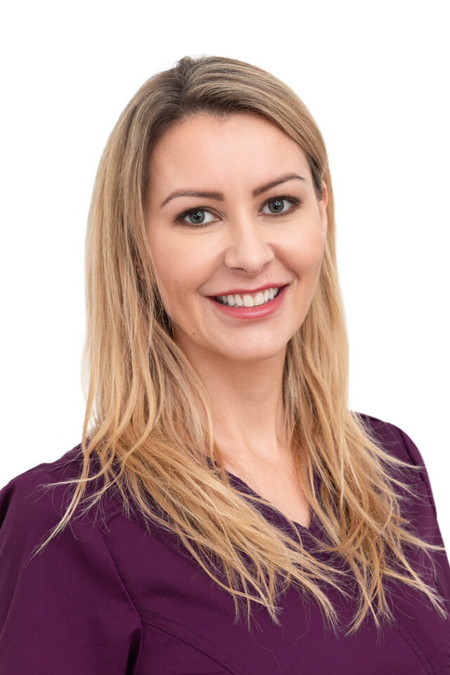 Dr. Fruzsina Erdélyi